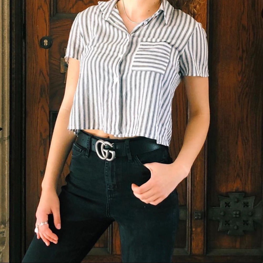 Kendall & Kylie Collar Top